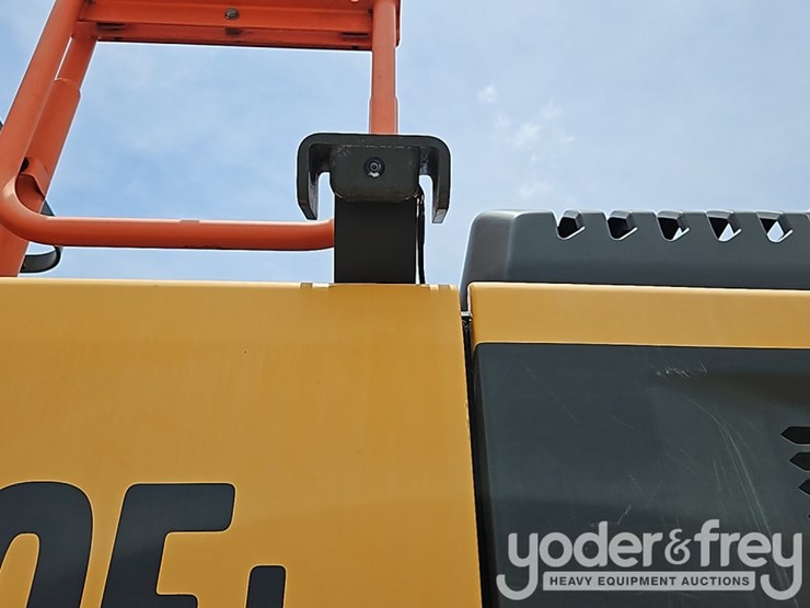 2021-volvo-ec250el-image-30