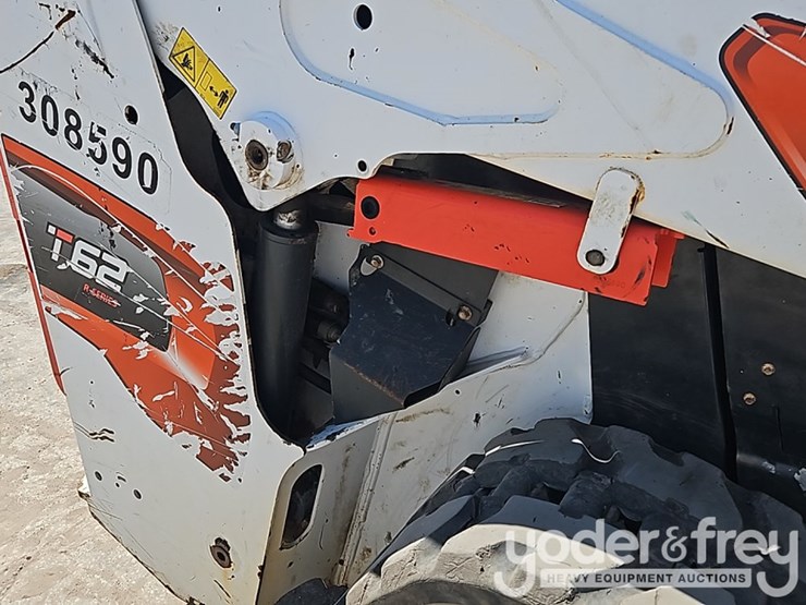 2021-bobcat-t62-image-11