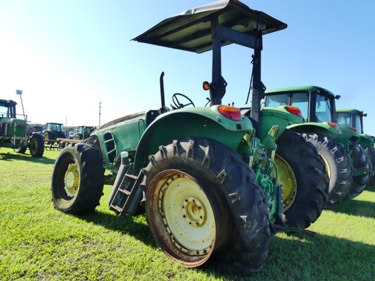 2009-john-deere-7330-image-5