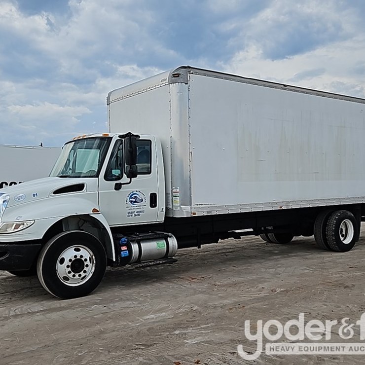 2015 INTERNATIONAL DURASTAR 4300