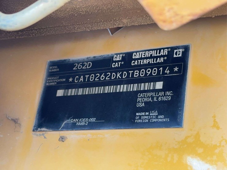 2018-caterpillar-262d-image-42