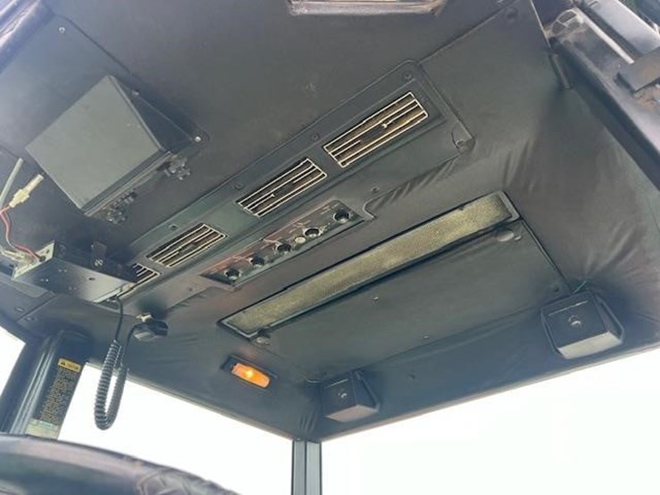 john-deere-4230-image-30