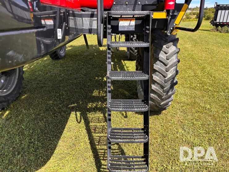 2019-case-ih-patriot-4440-image-99