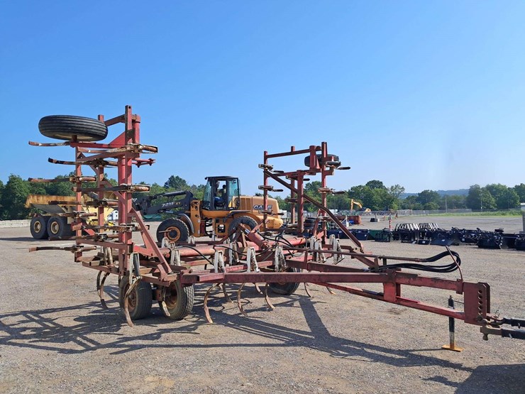 wilrich-25'-cultivator-image-2