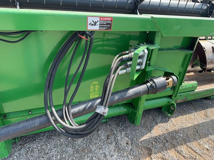 2013-john-deere-635f-image-5