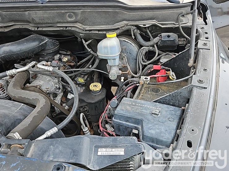 2002-dodge-1500-image-10