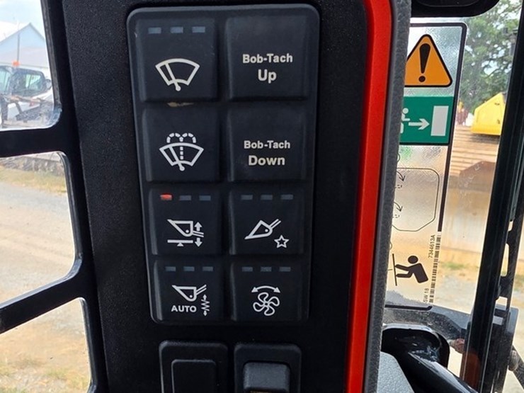 2023-bobcat-t66-image-55
