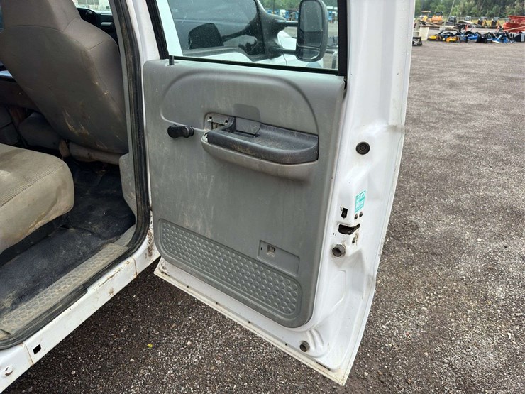 2007-ford-f450-image-58