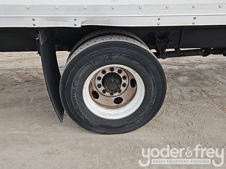 2015-international-durastar-4300-image-9