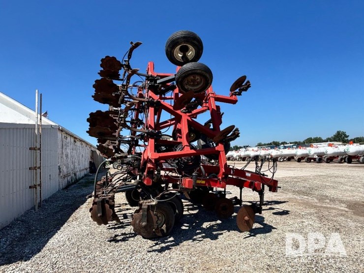 case-ih-5300-image-7