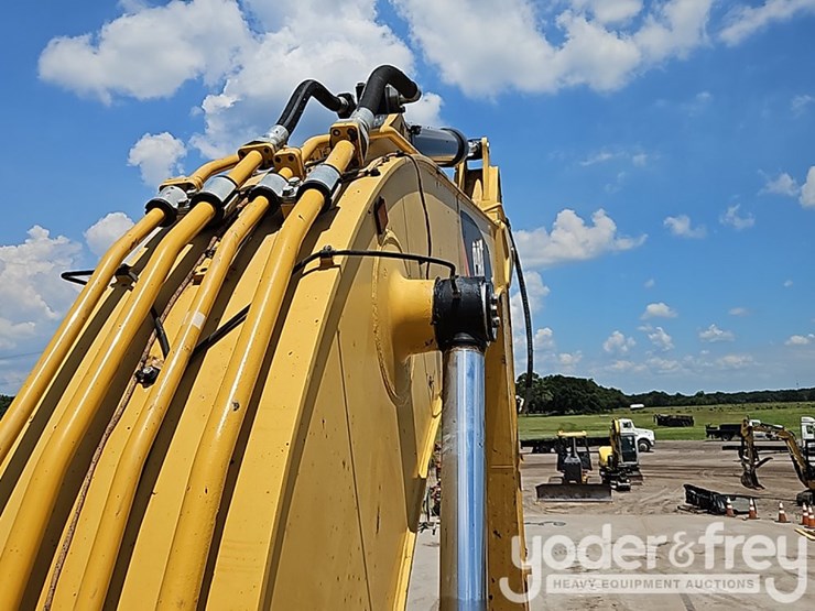 2017-caterpillar-336fl-image-33