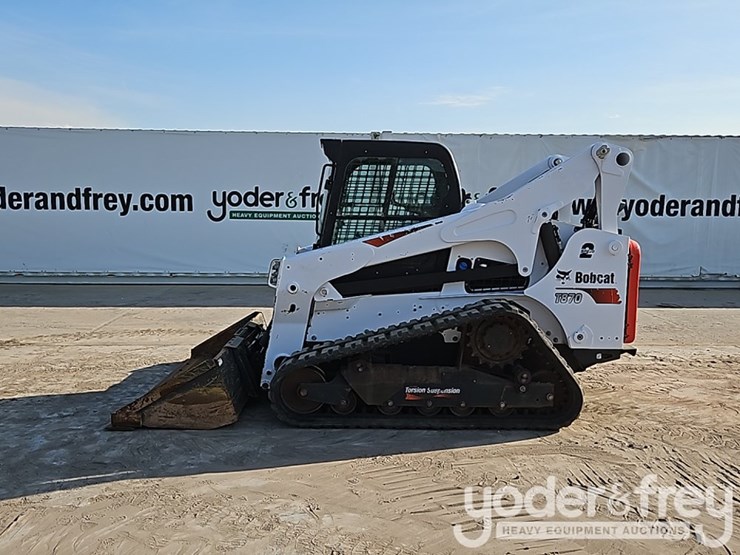 2022-bobcat-t870-image-3