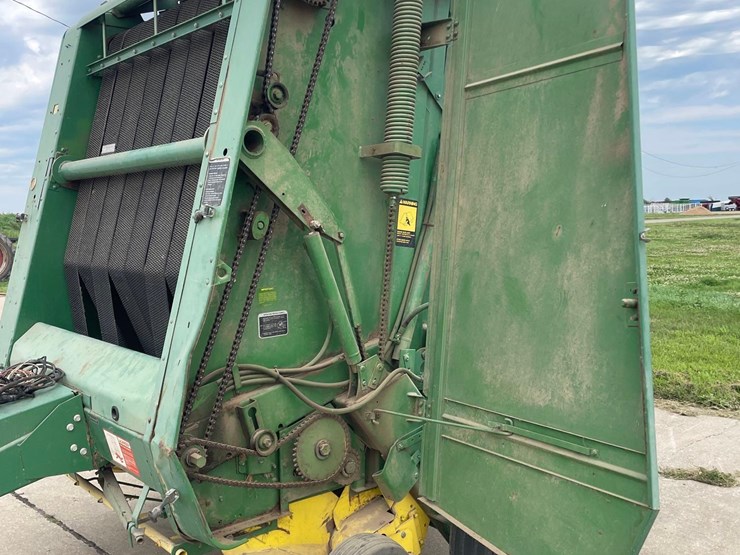 john-deere-530-image-11