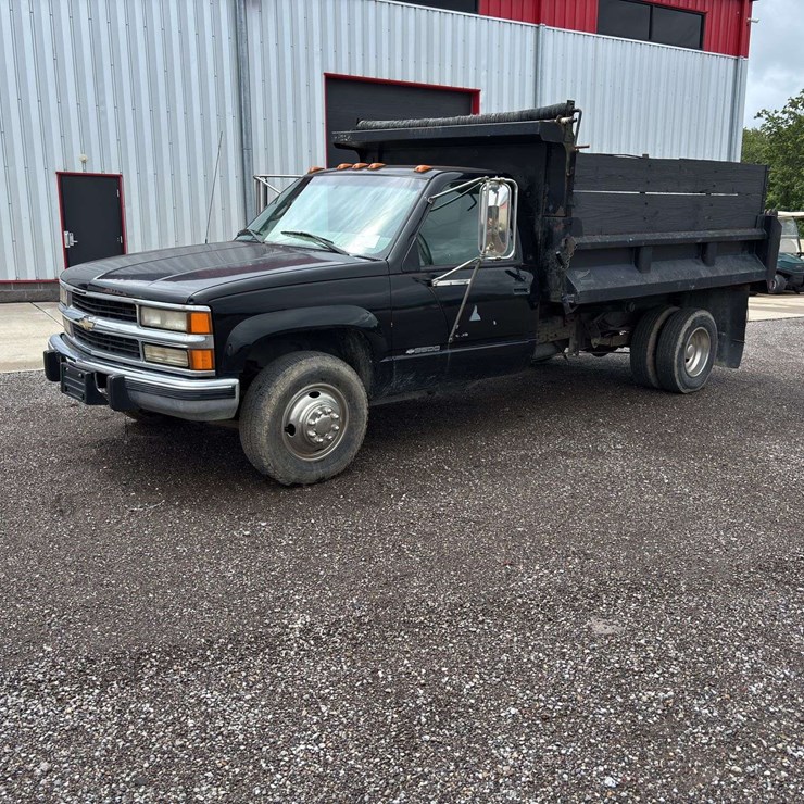 2000 CHEVROLET GMT400