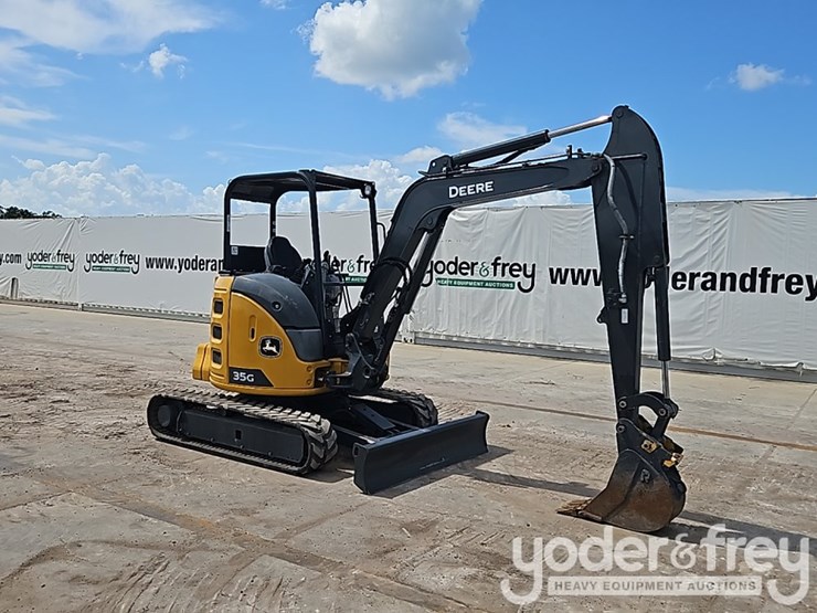 2023-deere-35g-image-7