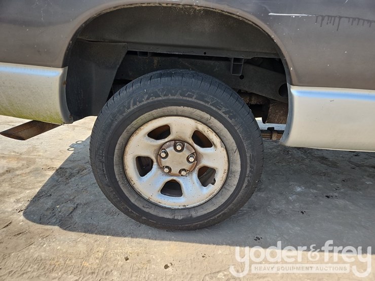 2004-dodge-ram-1500-image-6