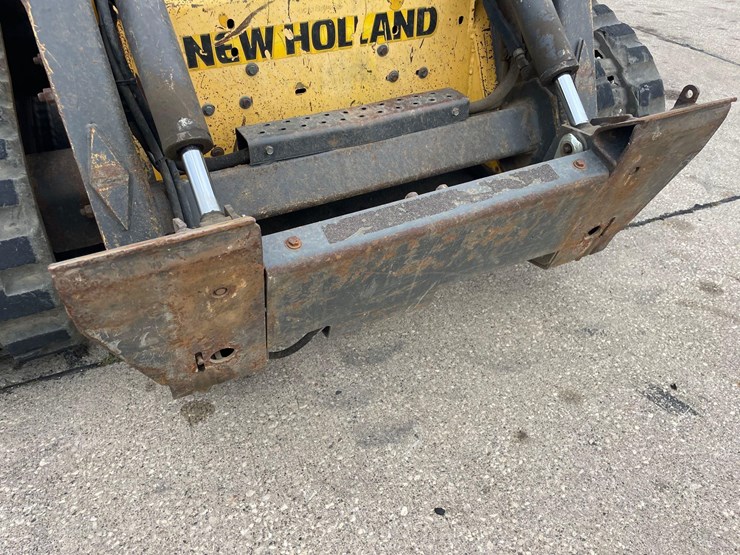 new-holland-c175-image-15