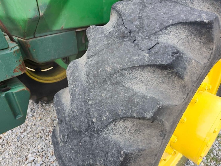 1983-john-deere-4850-image-4