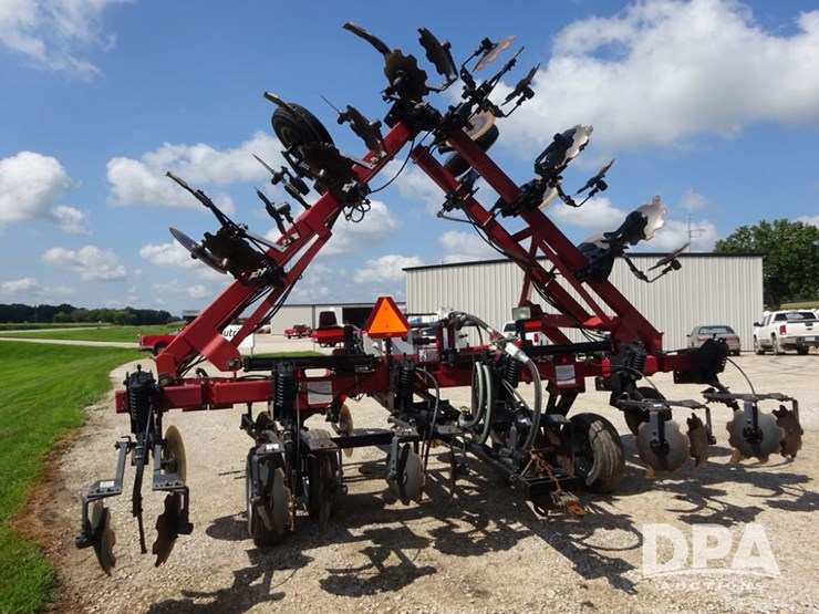 case-ih-5300-image-32