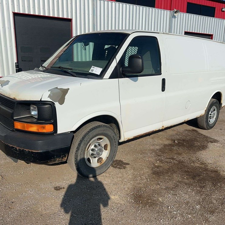 2010 CARGO EXPRESS