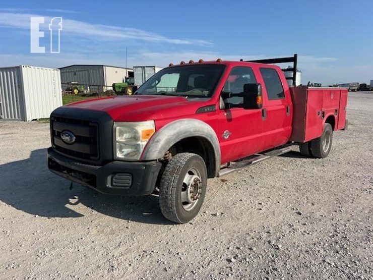 2011-ford-f550-sd-image-1