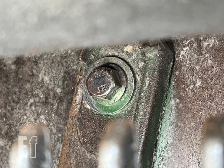 2011-john-deere-9770-sts-image-54