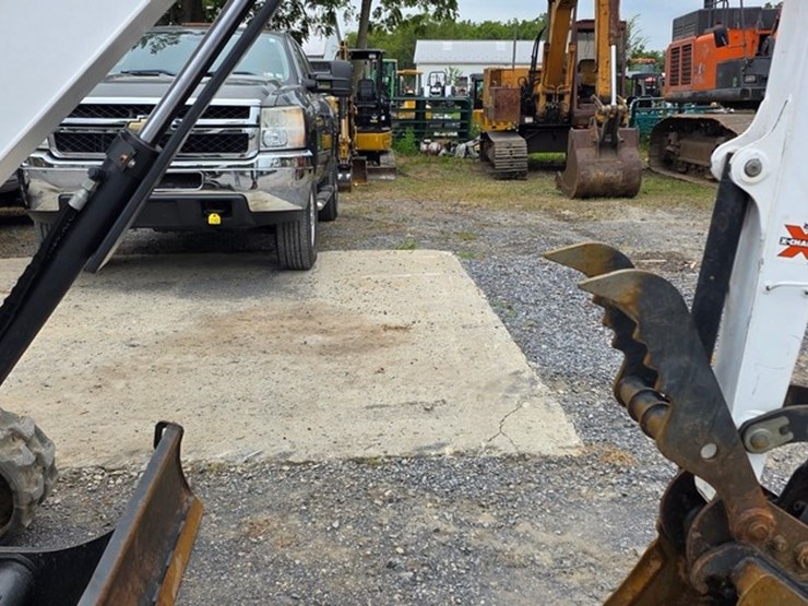 2019-bobcat-e35i-image-38