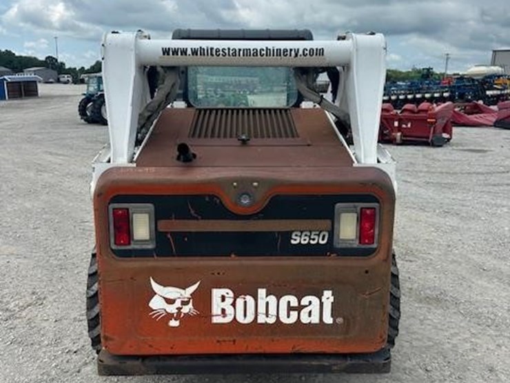 2010-bobcat-s650-image-4