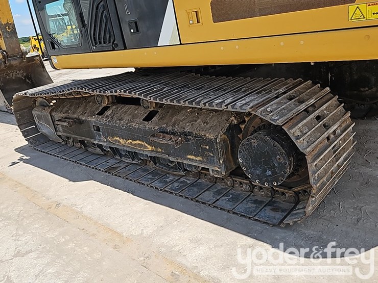 2017-caterpillar-336fl-image-26