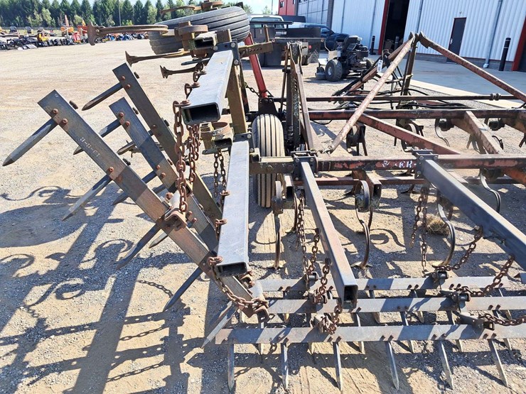 ber-vac-16'-folding-field-cultivator-image-7