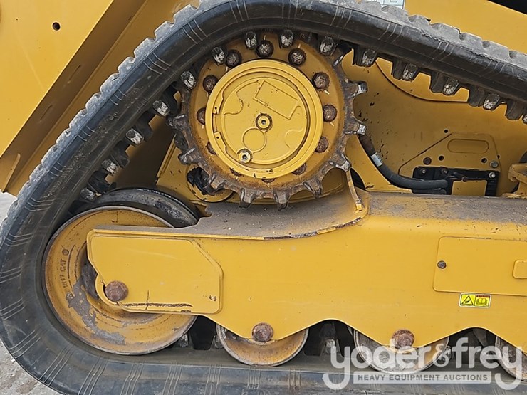 2022-caterpillar-259d3-image-11