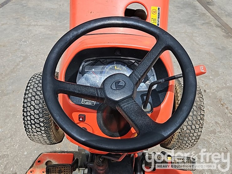 2020-kubota-l2501d-image-23