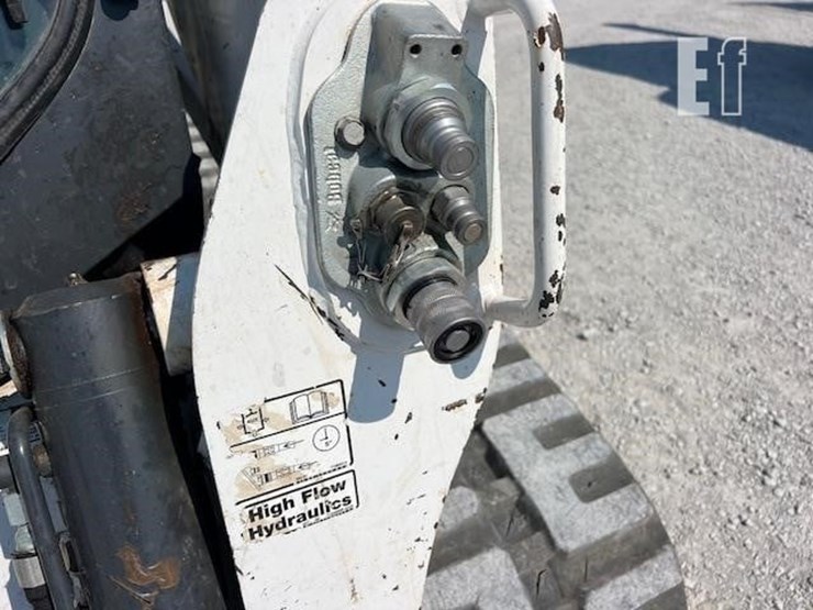 2023-bobcat-t770-image-12