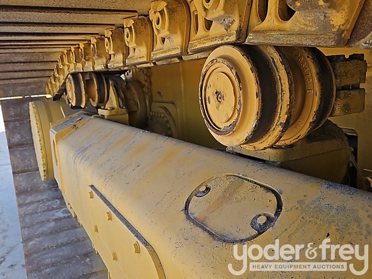 2022-deere-750l-image-14