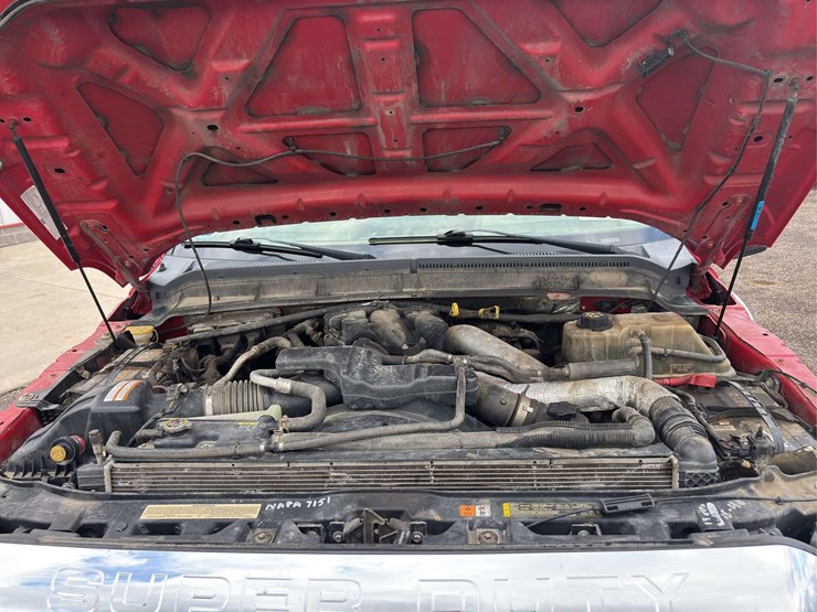 2011-ford-f350-image-30