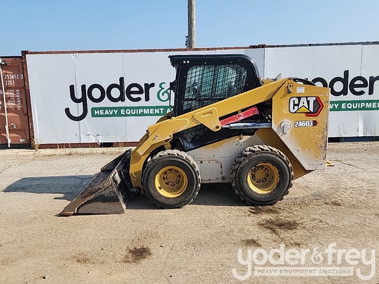 2023-caterpillar-246d3-image-2