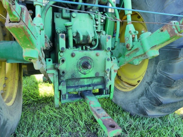 john-deere-7330-image-6