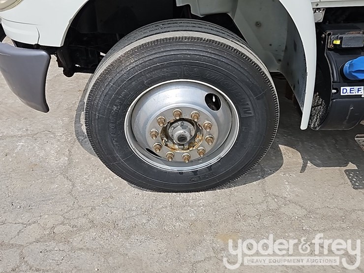 2015-international-durastar-4300-image-3
