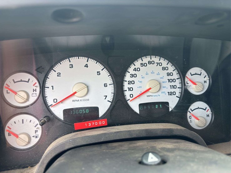 2002-dodge-ram-crew-cab-pickup-image-21