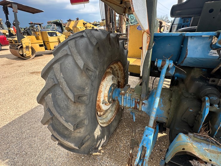 ford-6640-image-58