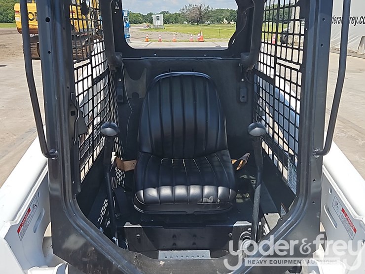 2015-bobcat-s510-image-18