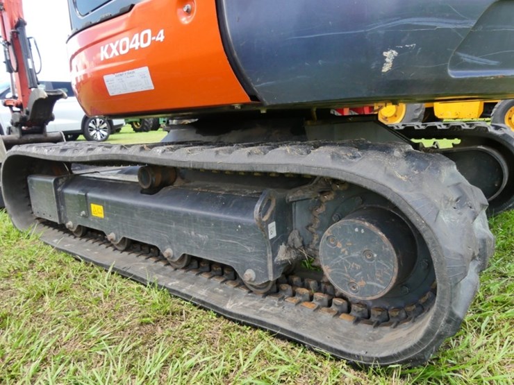 2022-kubota-kx040-4-image-5