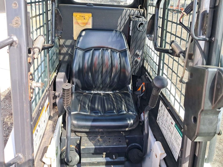 2016-bobcat-s70-image-10
