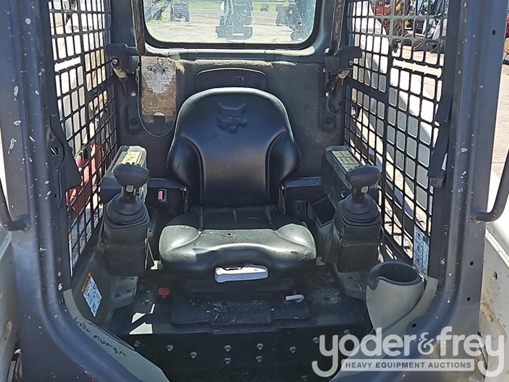 2017-bobcat-t590-image-23