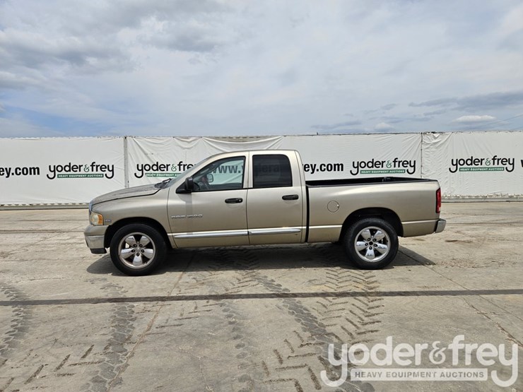 2004-dodge-ram-1500-image-2