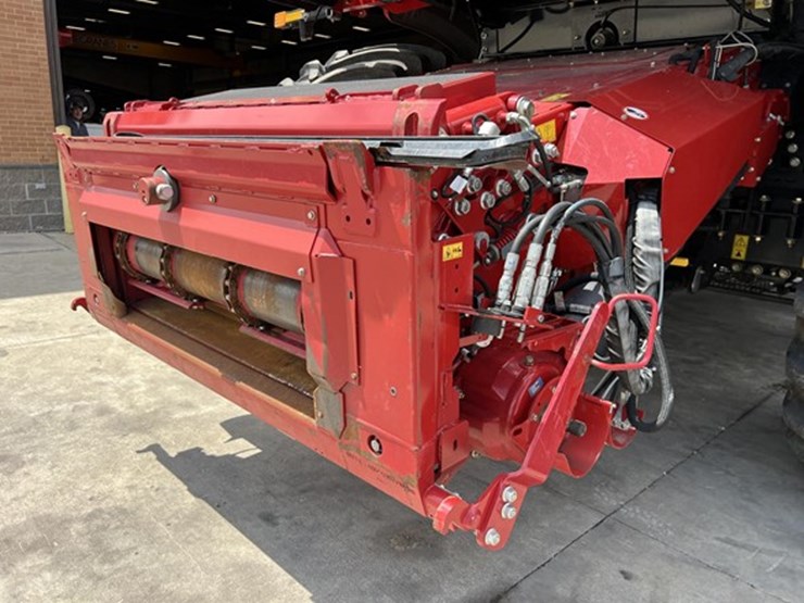 2023-case-ih-8250-image-21