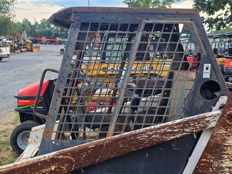 bobcat-443-image-17