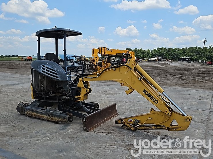 2020-kobelco-sk30-image-6