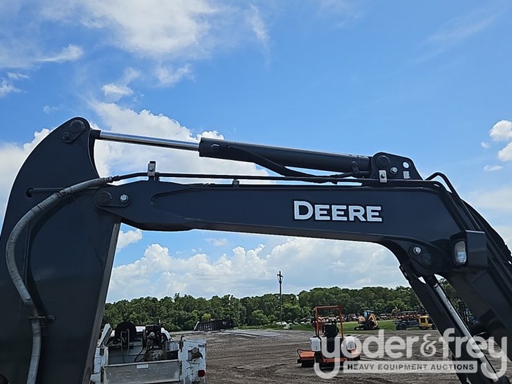 2023-deere-35g-image-19
