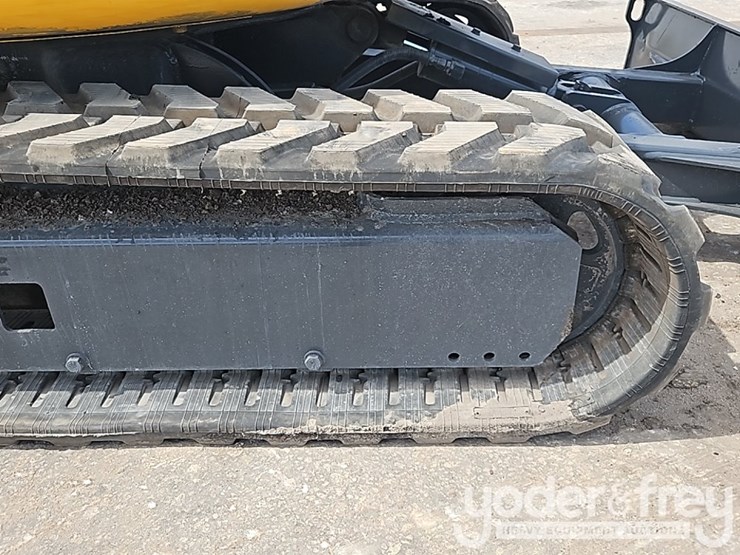 2023-deere-35g-image-12
